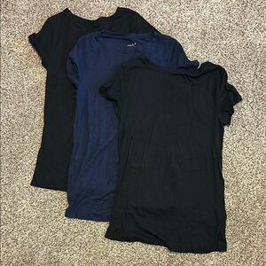 Isabel Maternity by Ingrid & Isabel Black T-Shirt